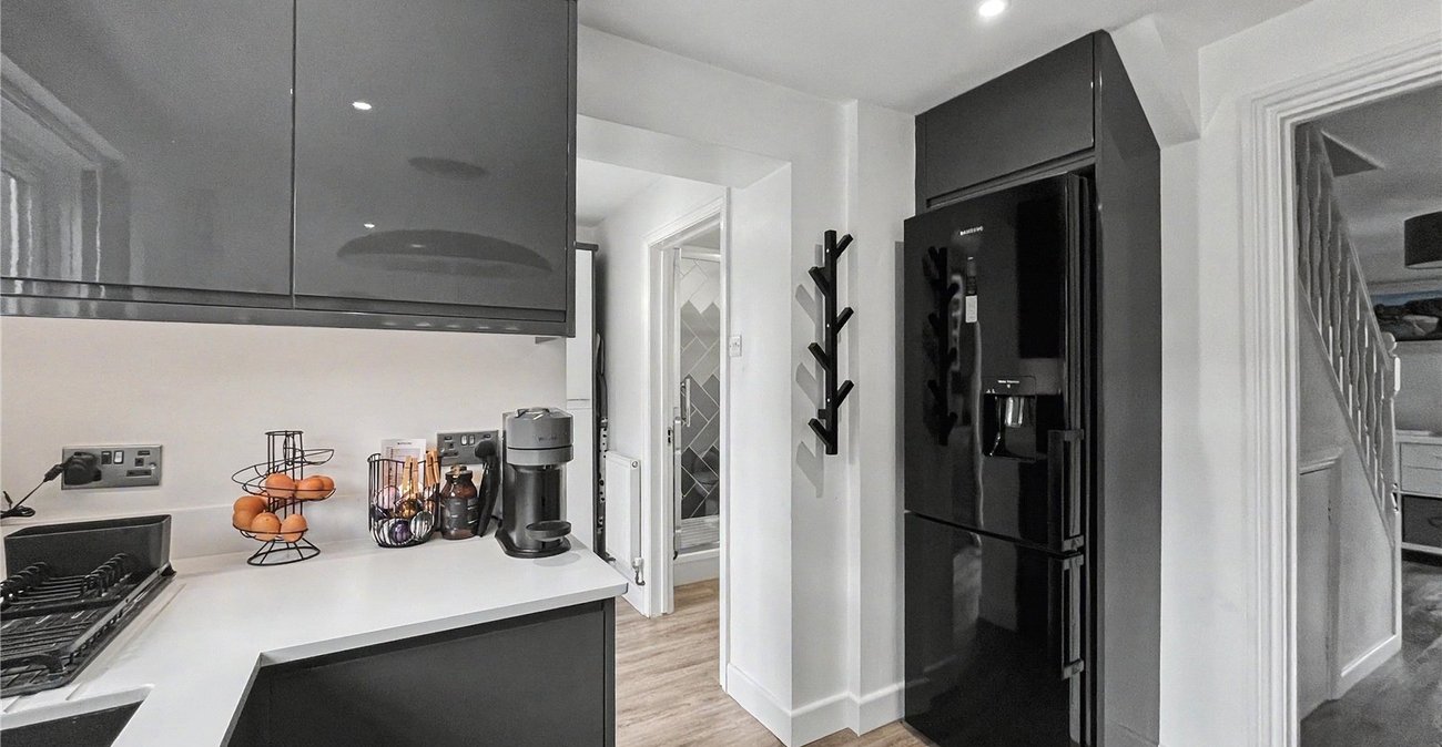 4 bedroom house for sale in Rainham | Robinson Michael & Jackson