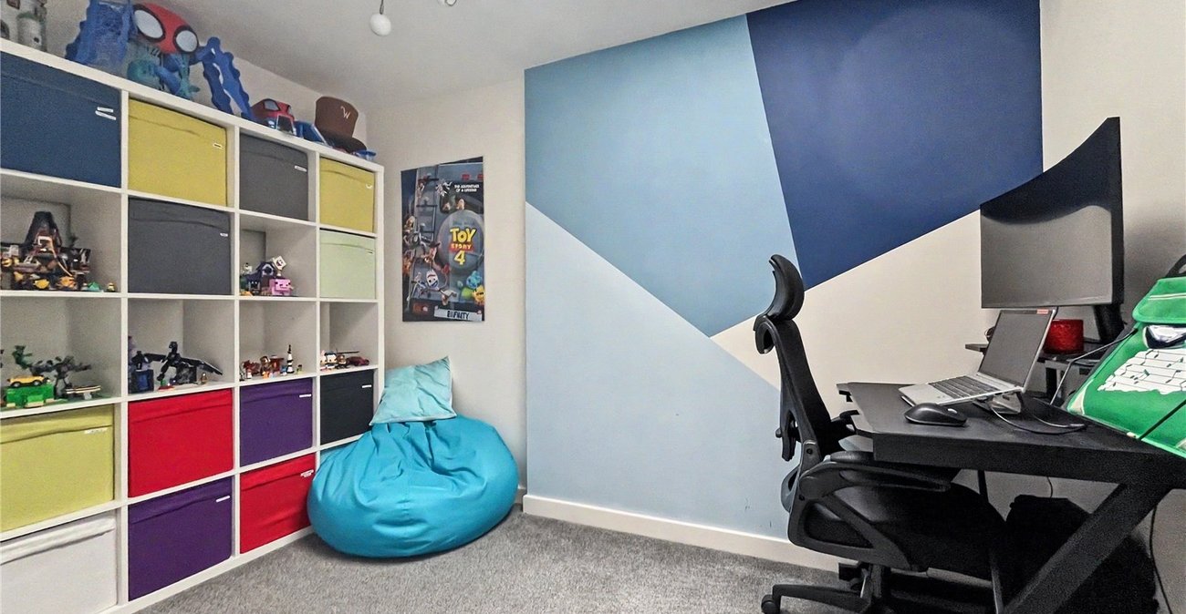 4 bedroom house for sale in Rainham | Robinson Michael & Jackson