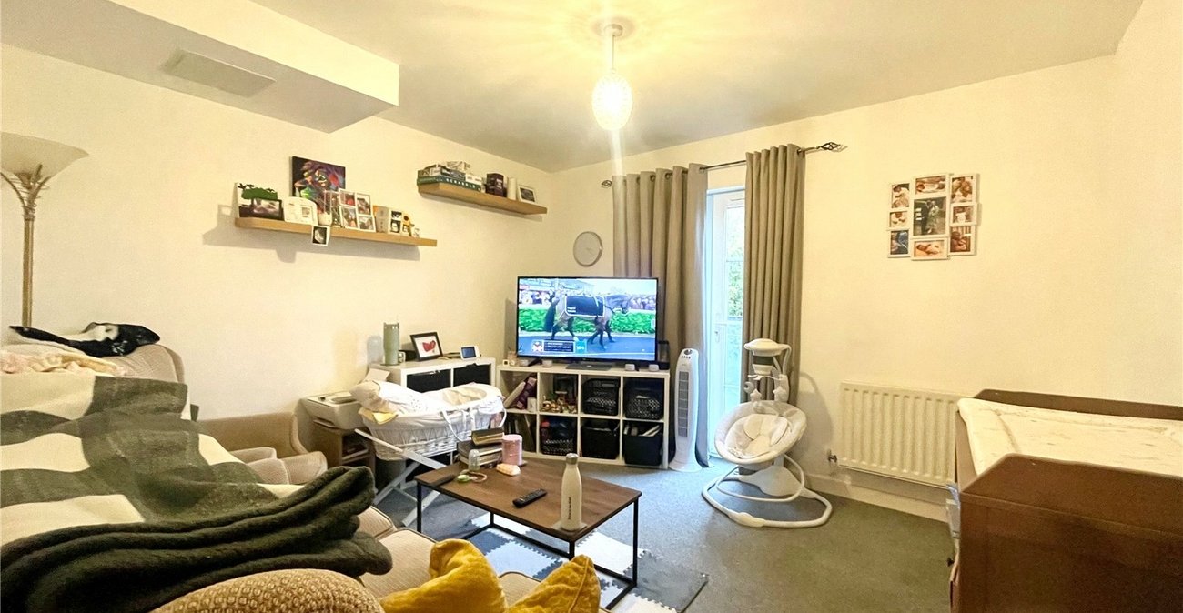 1 bedroom property for sale in Greenhithe | Robinson Jackson