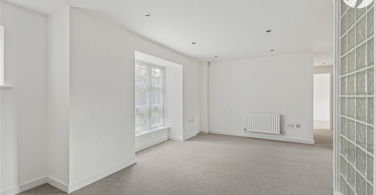 2 bedroom property for sale in Waterstone Park | Robinson Jackson