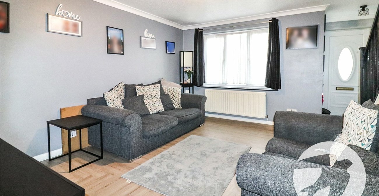 2 bedroom house for sale in Erith | Robinson Jackson