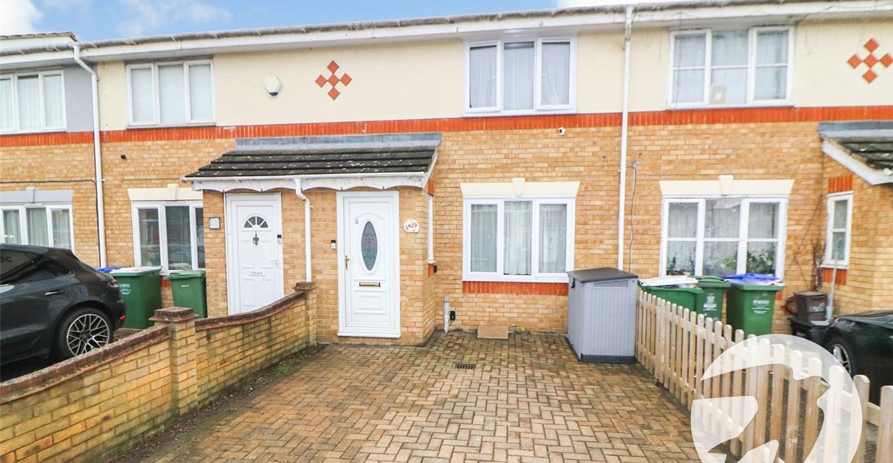 2 bedroom house for sale in Erith | Robinson Jackson