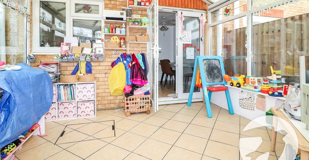 2 bedroom house for sale in Erith | Robinson Jackson