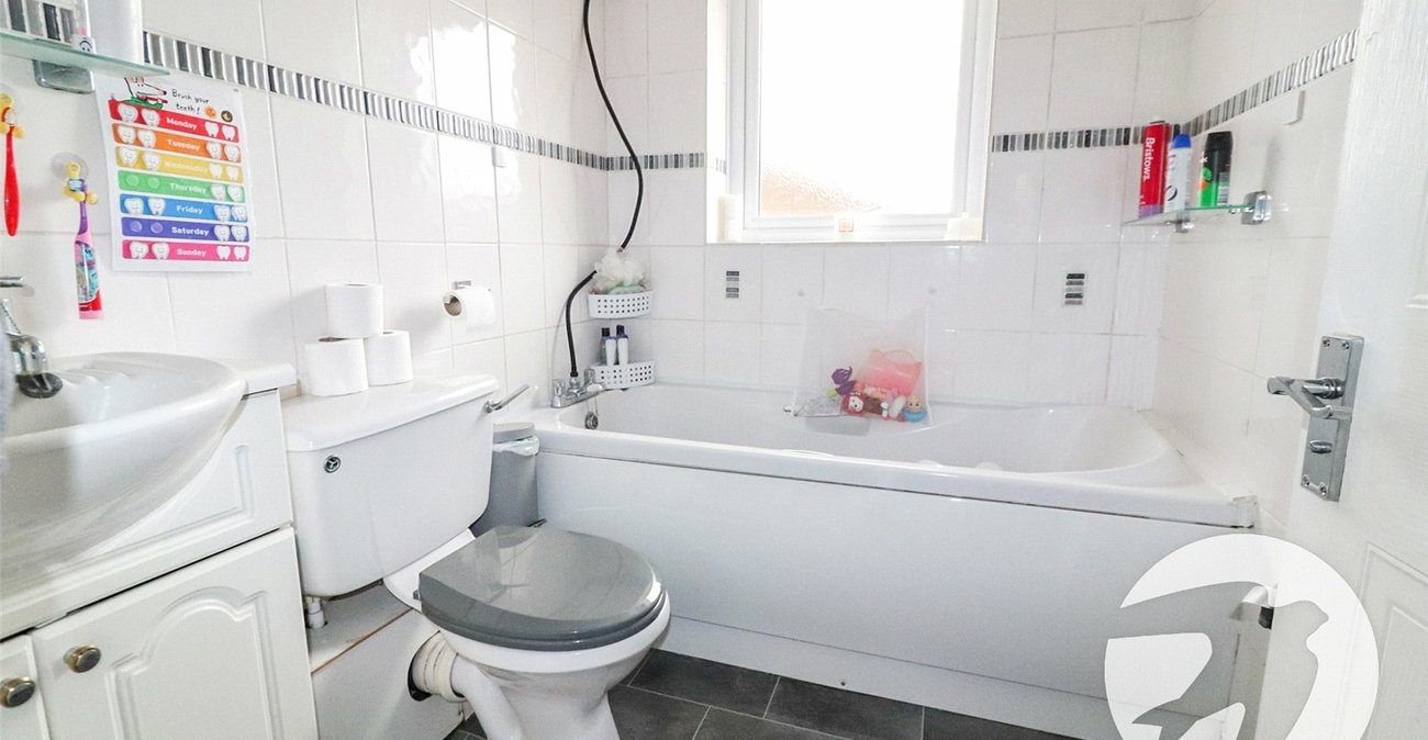 2 bedroom house for sale in Erith | Robinson Jackson