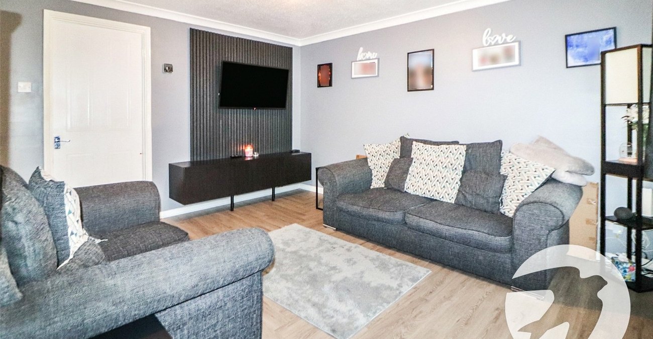 2 bedroom house for sale in Erith | Robinson Jackson