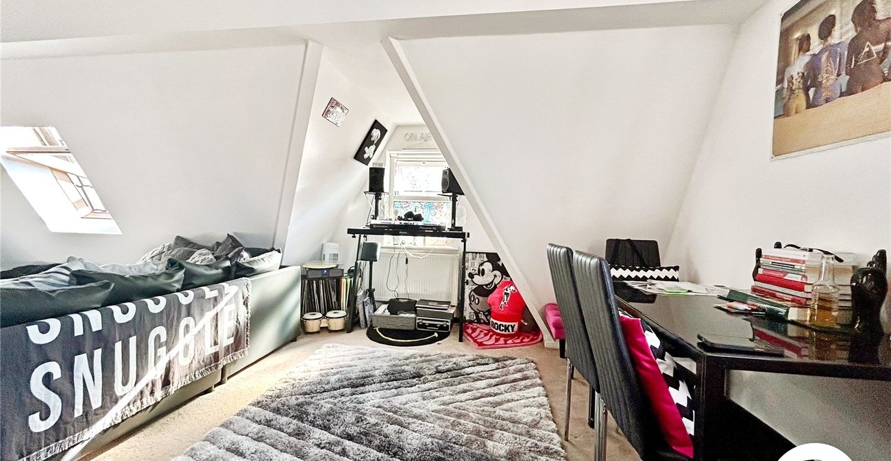 1 bedroom property for sale in Cecil Avenue | Robinson Michael & Jackson