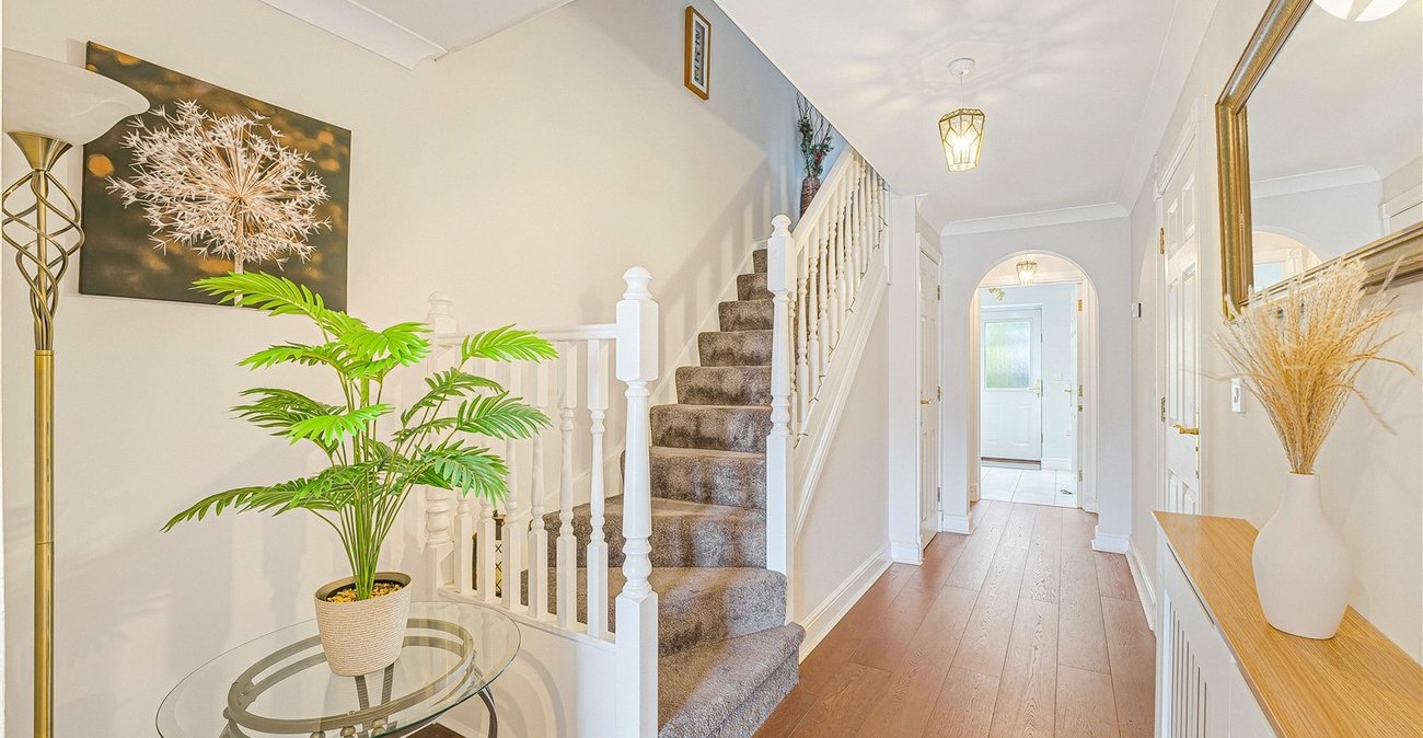 4 bedroom property for sale in Dartford | Robinson Jackson