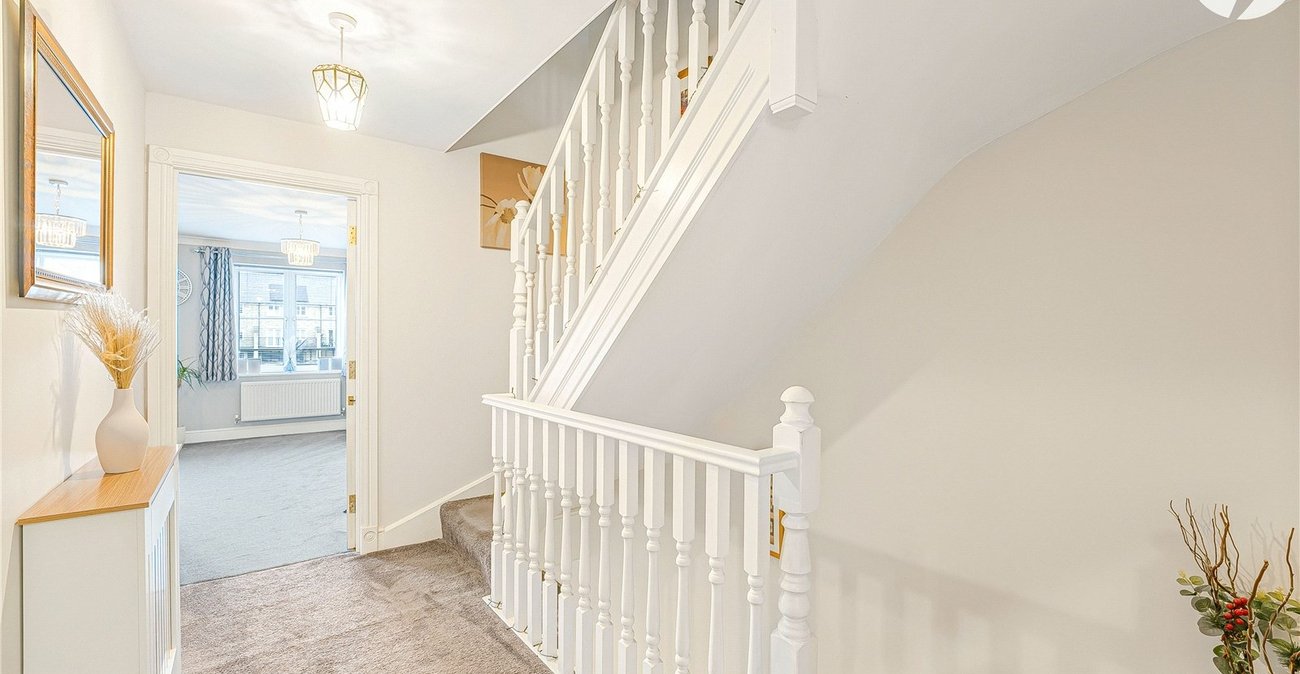 4 bedroom property for sale in Dartford | Robinson Jackson