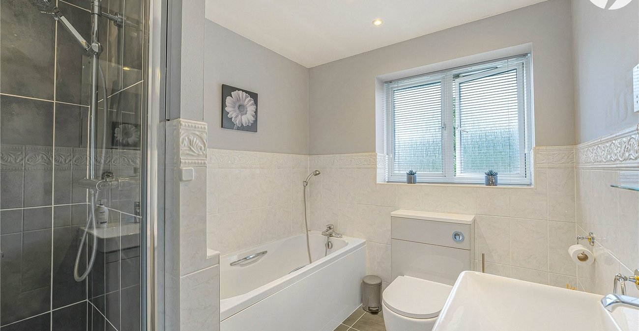 4 bedroom property for sale in Dartford | Robinson Jackson