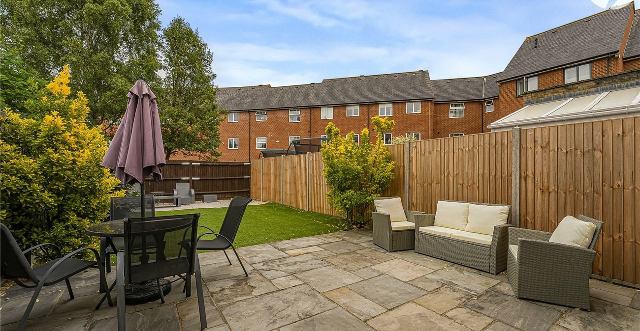 4 bedroom property for sale in Dartford | Robinson Jackson