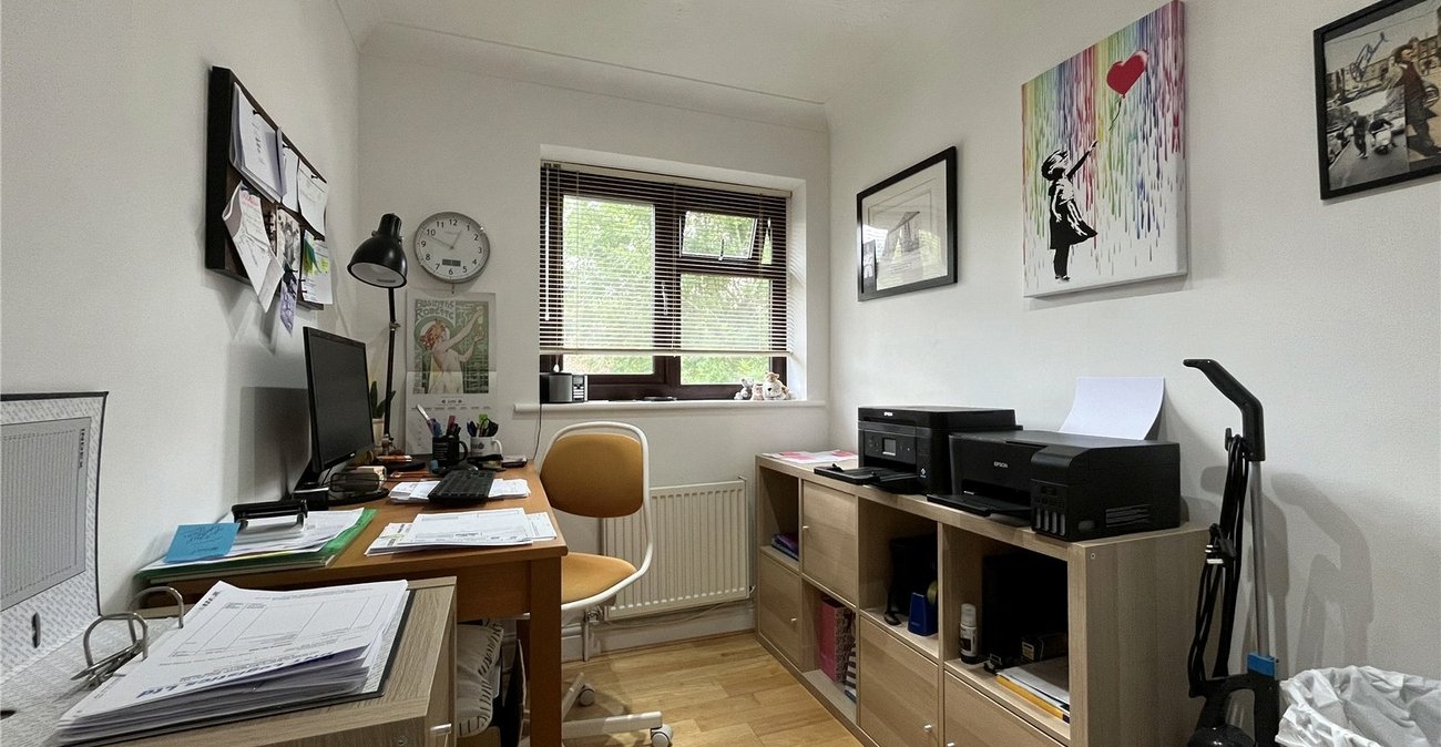 3 bedroom house for sale in Walderslade | Robinson Michael & Jackson