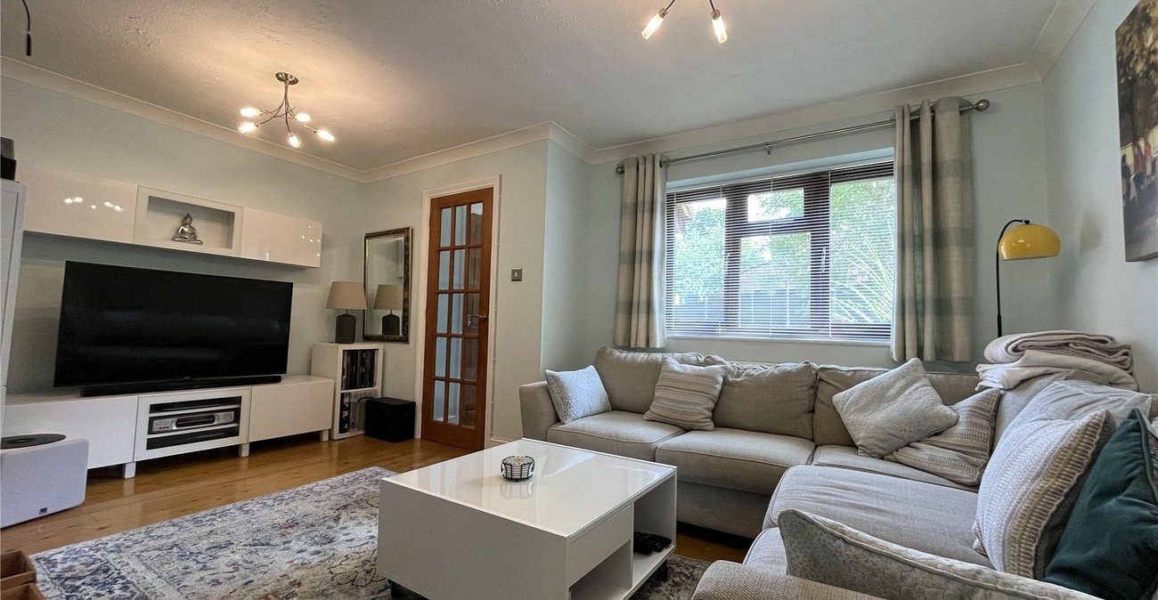 3 bedroom house for sale in Walderslade | Robinson Michael & Jackson