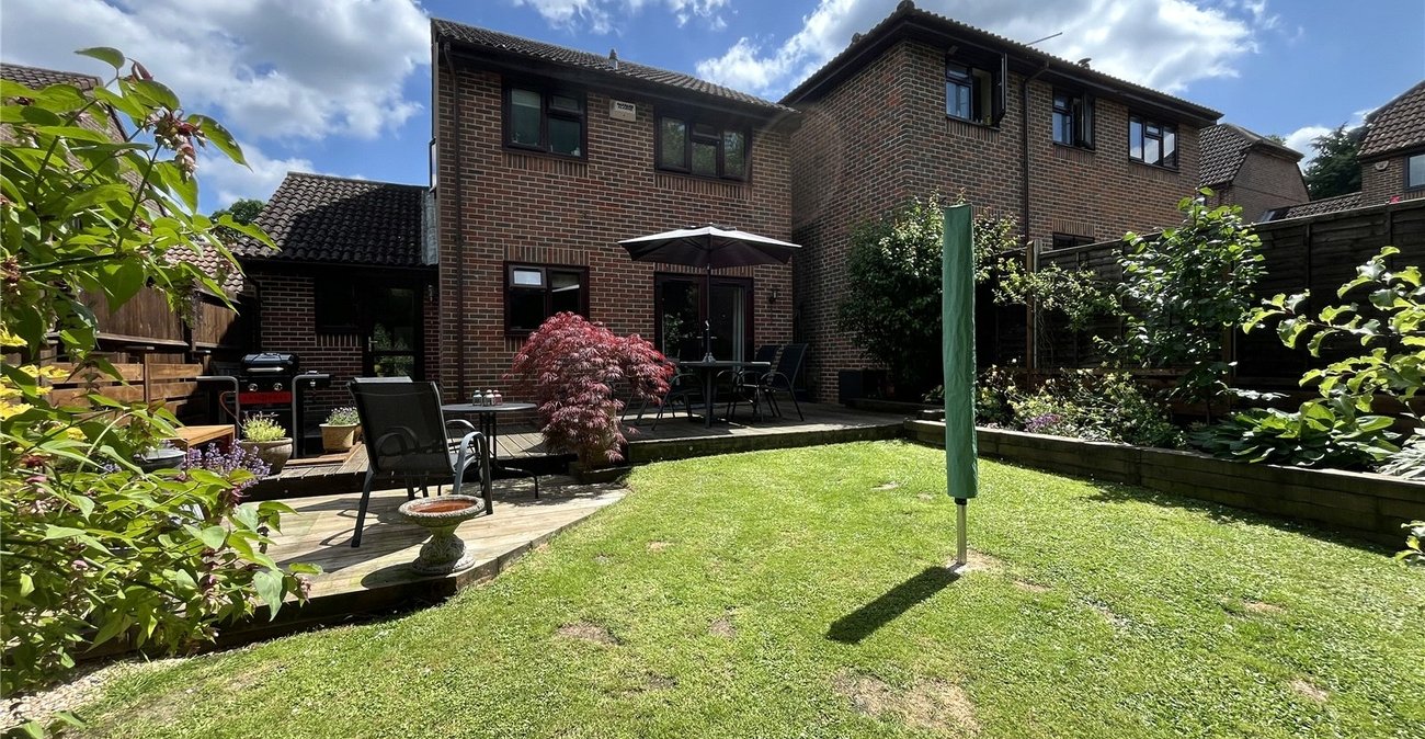 3 bedroom house for sale in Walderslade | Robinson Michael & Jackson