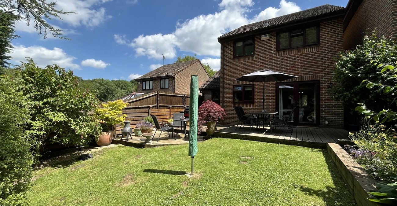 3 bedroom house for sale in Walderslade | Robinson Michael & Jackson