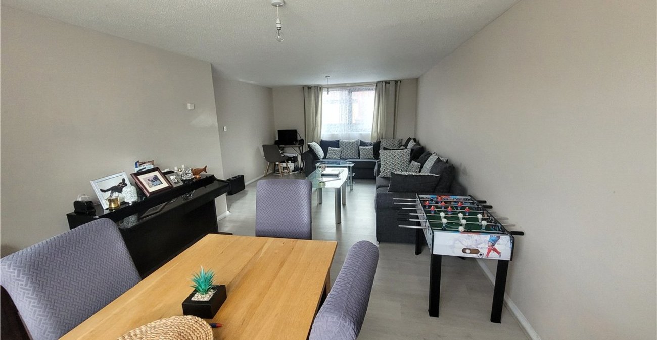 2 bedroom property for sale in St Mary Cray | Robinson Jackson