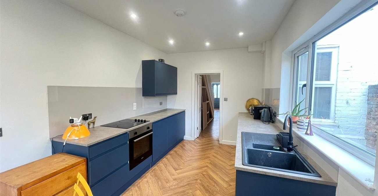 3 bedroom house for sale in Woolwich | Robinson Jackson