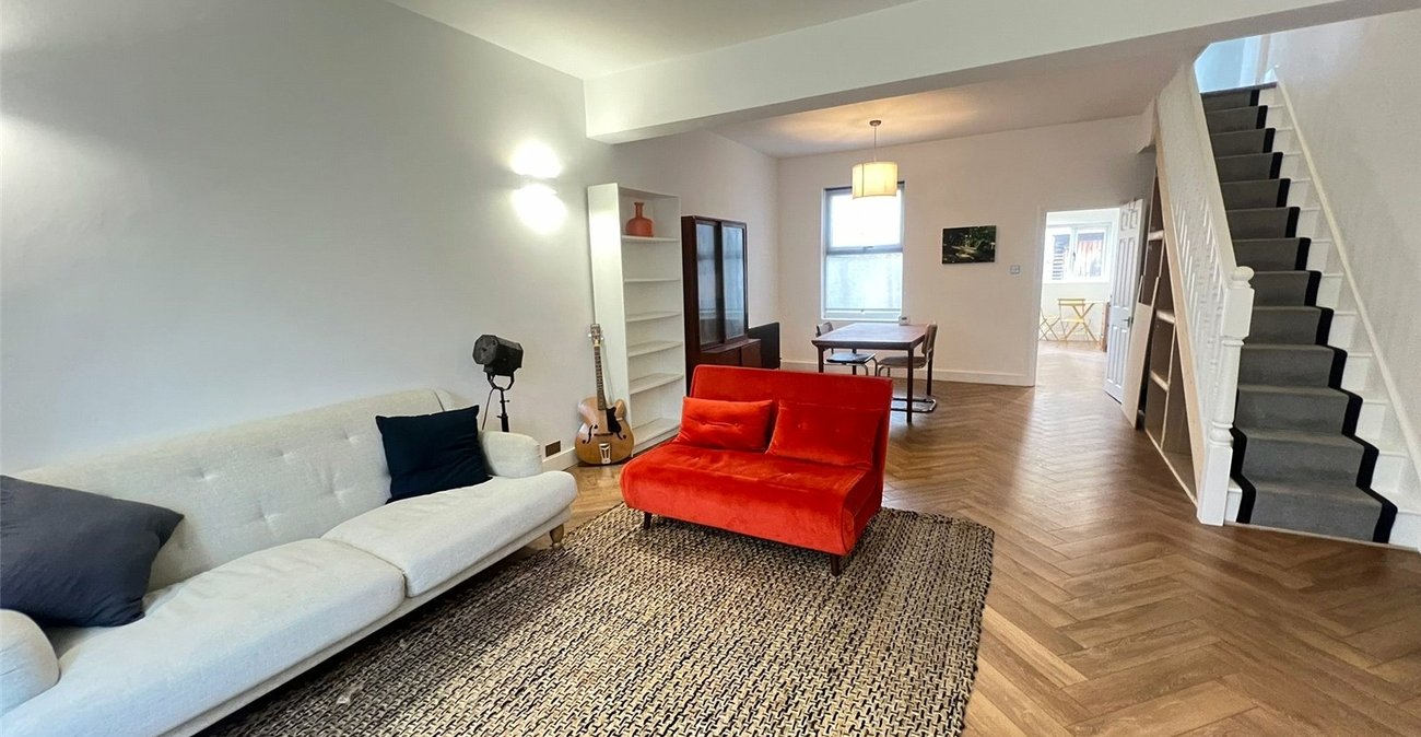 3 bedroom house for sale in Woolwich | Robinson Jackson