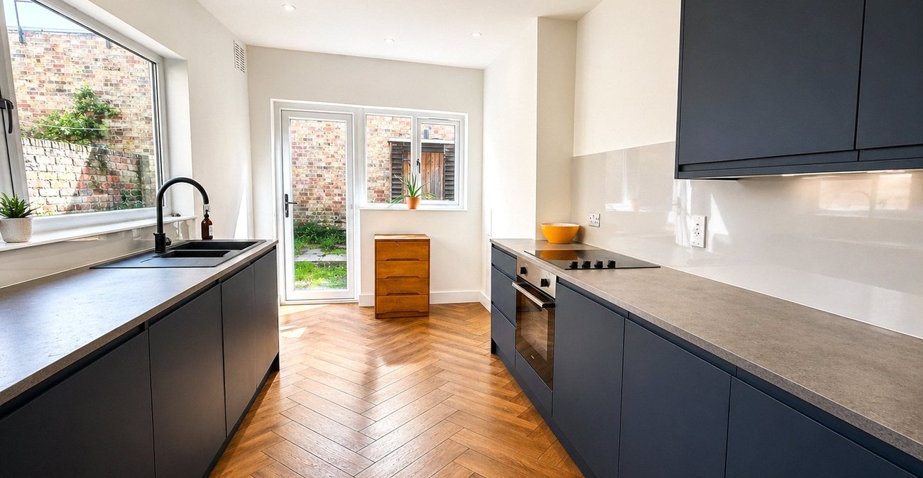 3 bedroom house for sale in Woolwich | Robinson Jackson
