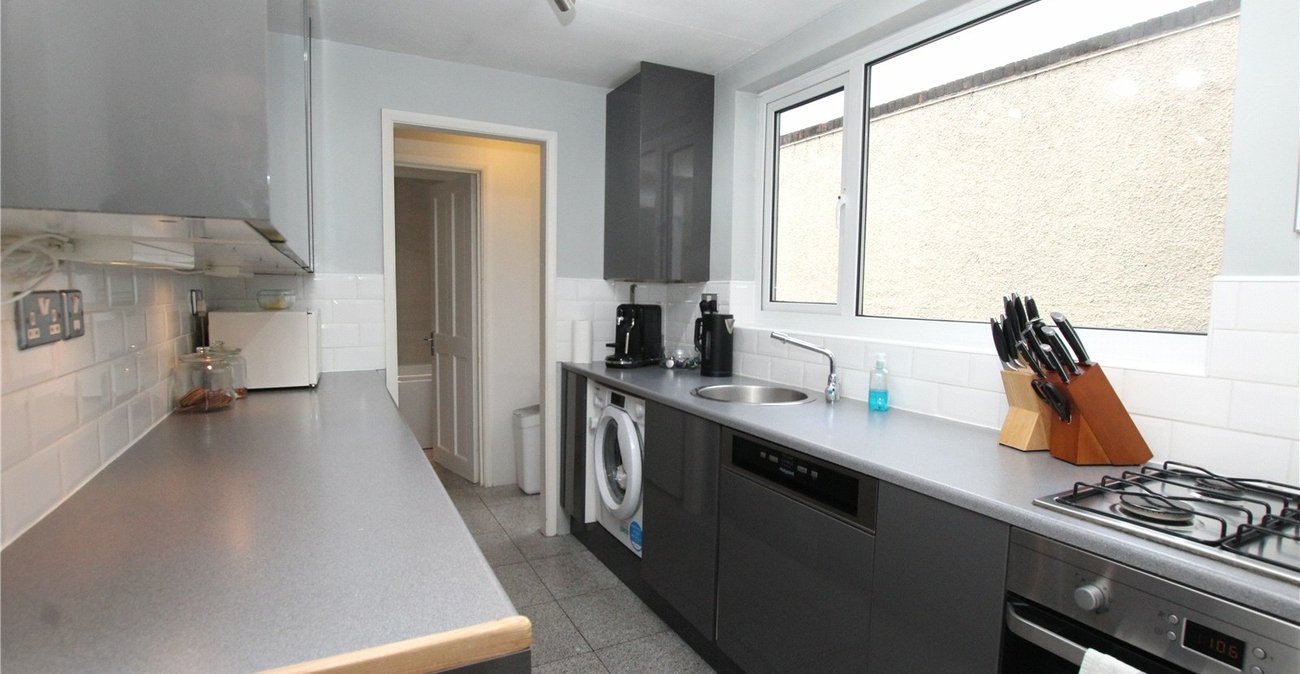 2 bedroom house for sale in Woolwich | Robinson Jackson