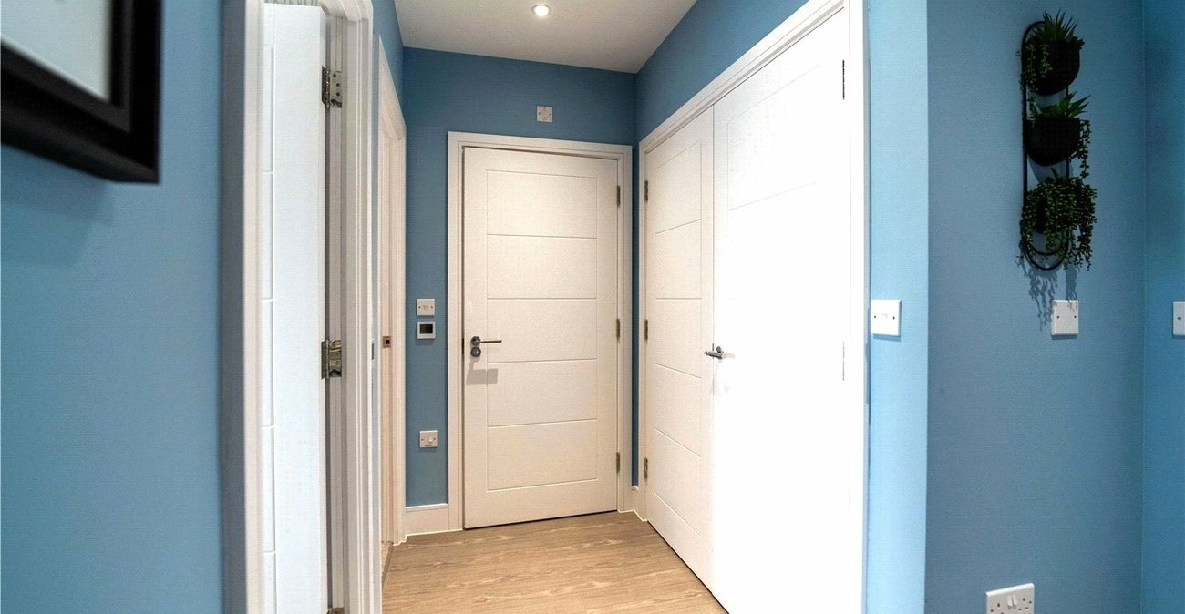 2 bedroom property for sale in Erith | Robinson Jackson