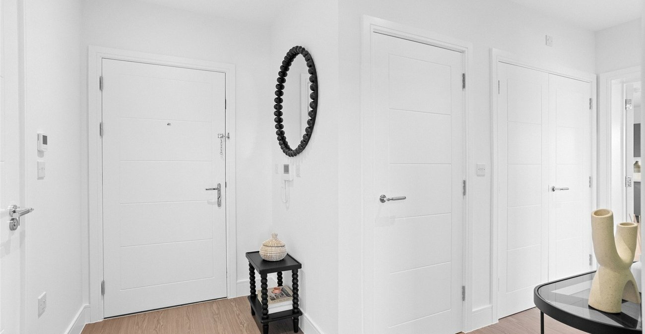 2 bedroom property for sale in Erith | Robinson Jackson