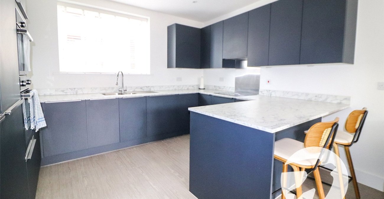 3 bedroom house for sale in Erith | Robinson Jackson