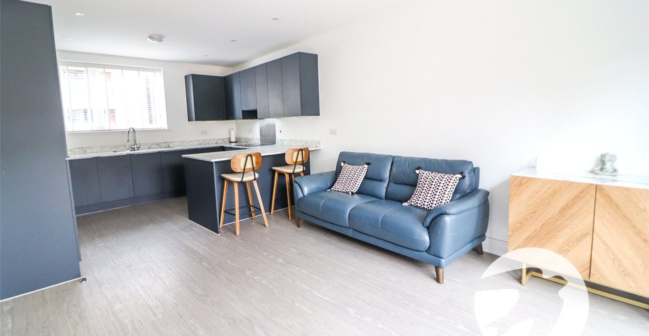 3 bedroom house for sale in Erith | Robinson Jackson