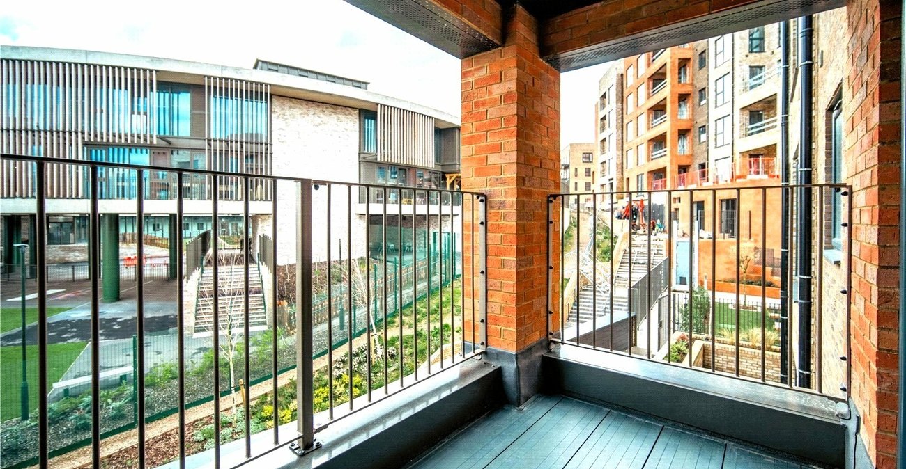 2 bedroom property for sale in Erith | Robinson Jackson