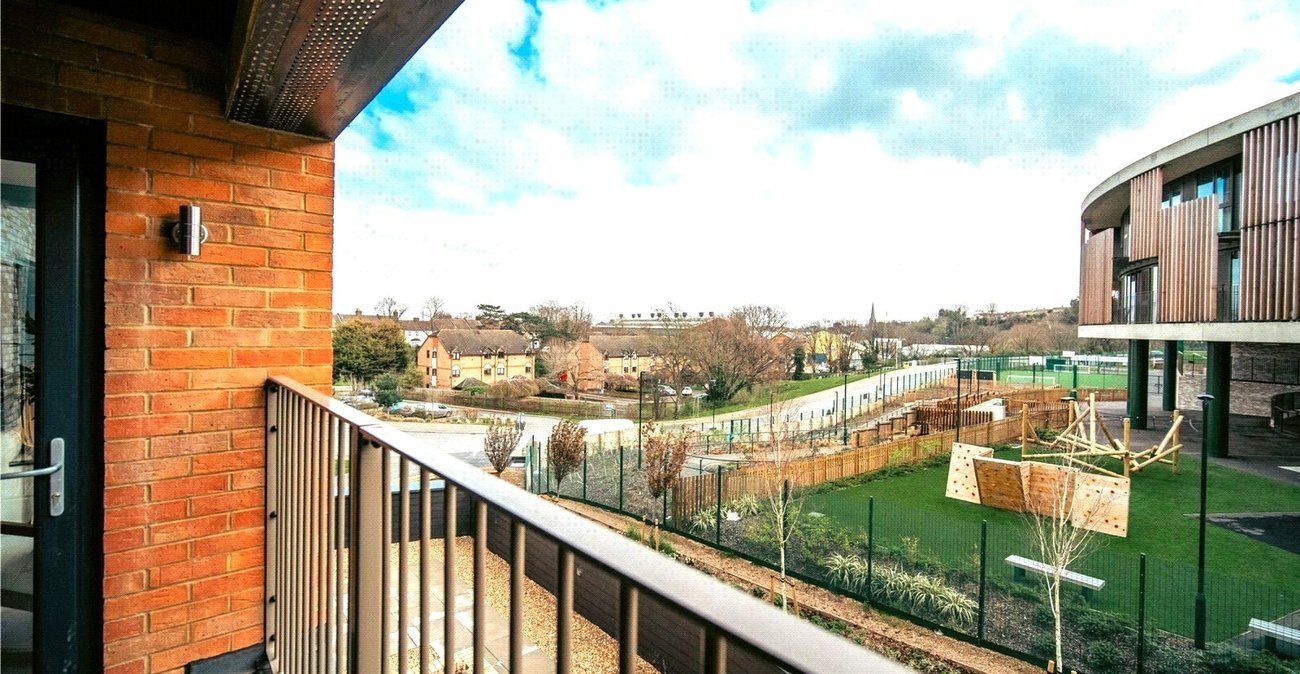 2 bedroom property for sale in Erith | Robinson Jackson