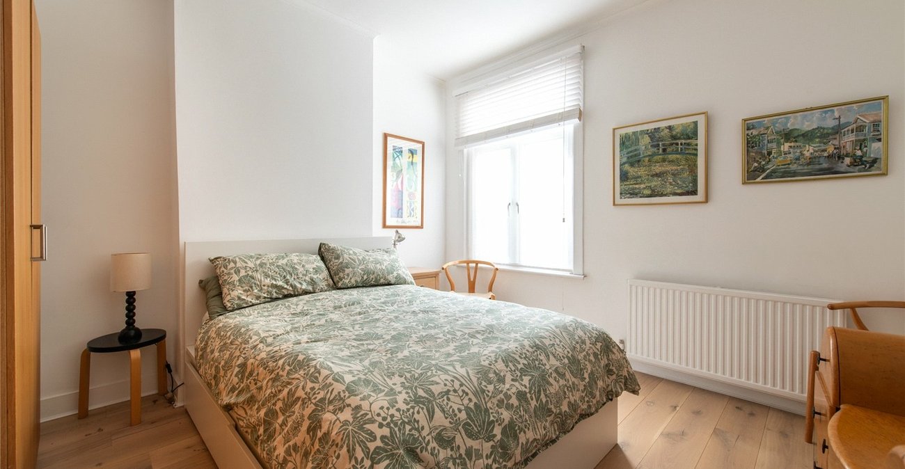 2 bedroom property for sale in Catford | Robinson Jackson