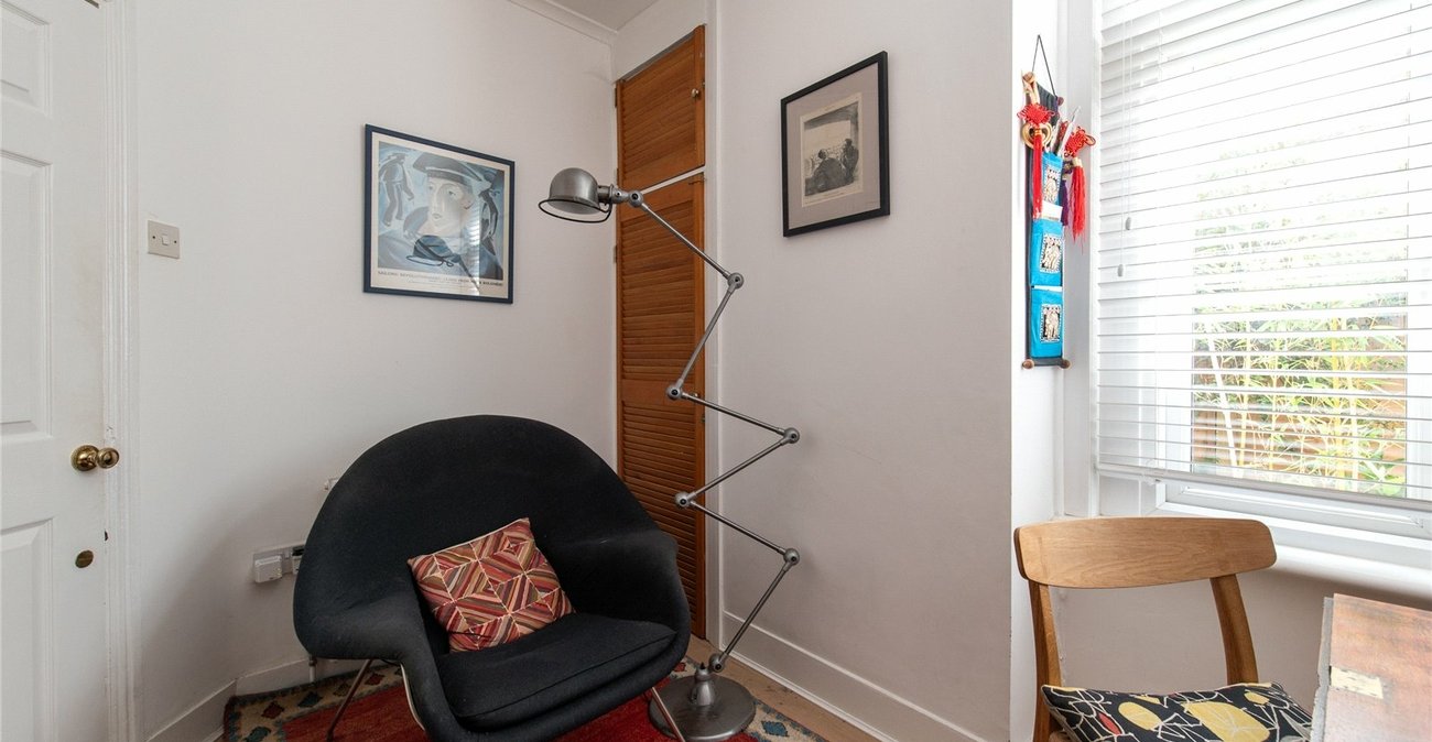 2 bedroom property for sale in Catford | Robinson Jackson