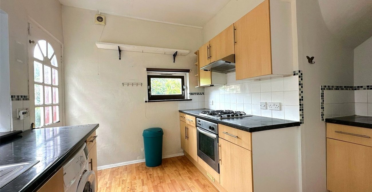 2 bedroom property for sale in Catford | Robinson Jackson