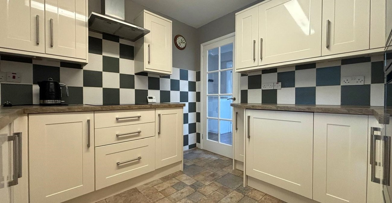 1 bedroom bungalow for sale in Lordswood | Robinson Michael & Jackson