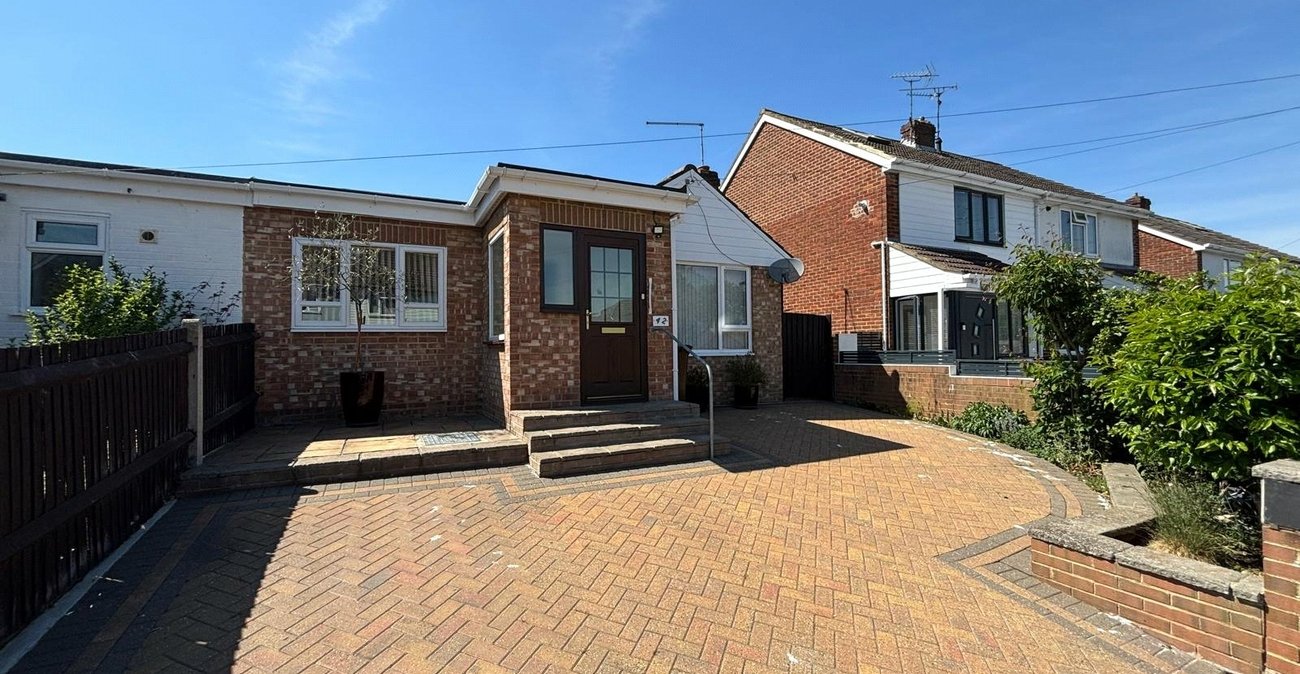 1 bedroom bungalow for sale in Lordswood | Robinson Michael & Jackson