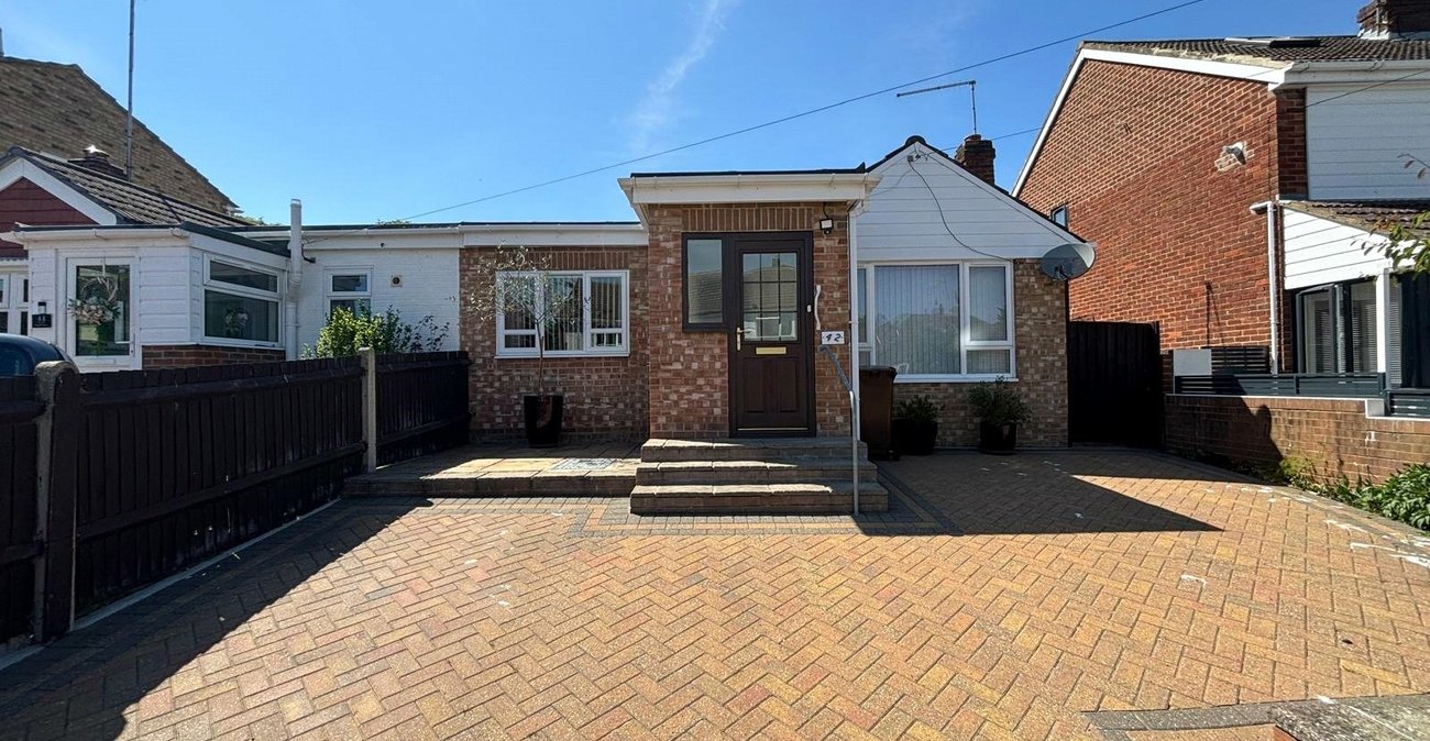 1 bedroom bungalow for sale in Lordswood | Robinson Michael & Jackson