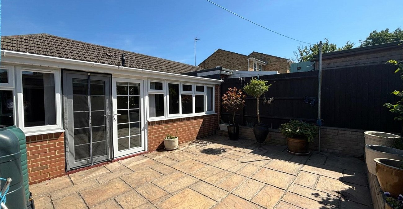 1 bedroom bungalow for sale in Lordswood | Robinson Michael & Jackson