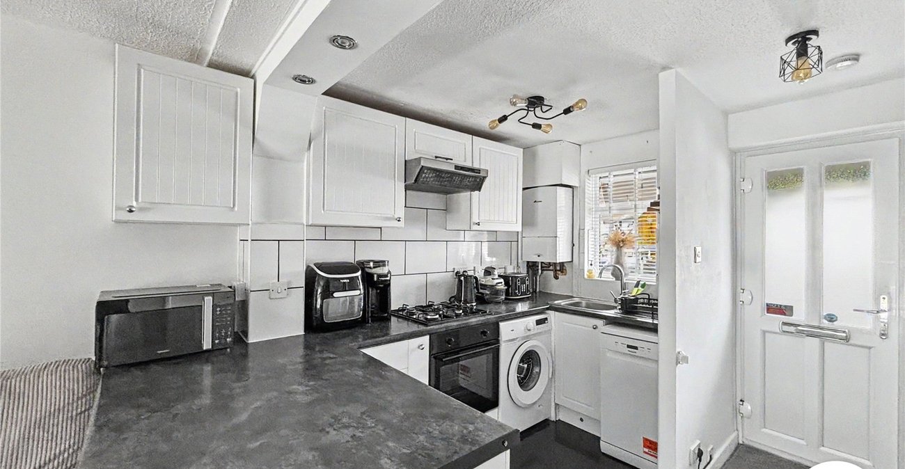 2 bedroom house for sale in Lordswood | Robinson Michael & Jackson