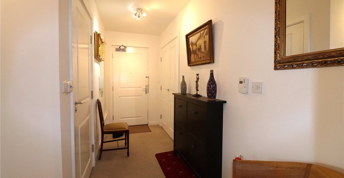 2 bedroom property for sale in Belvedere | Robinson Jackson