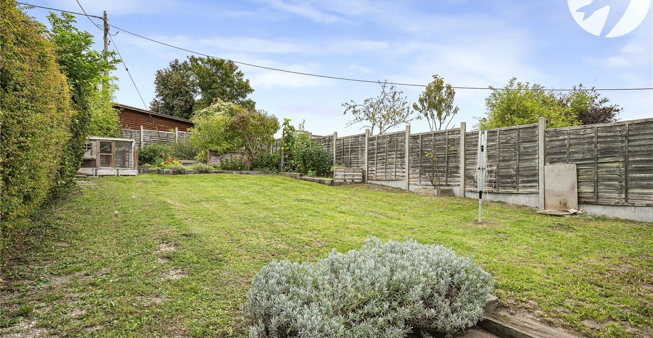 4 bedroom house for sale in Horton Kirby | Robinson Jackson