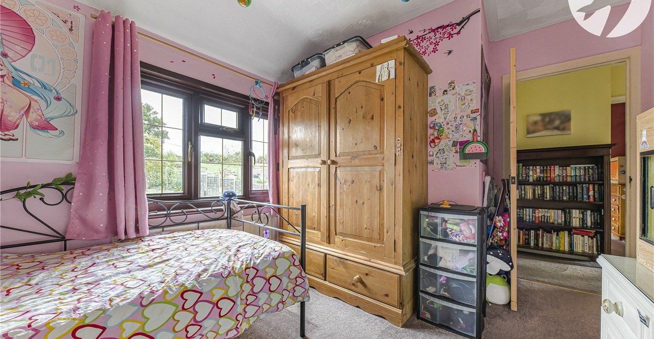 4 bedroom house for sale in Horton Kirby | Robinson Jackson