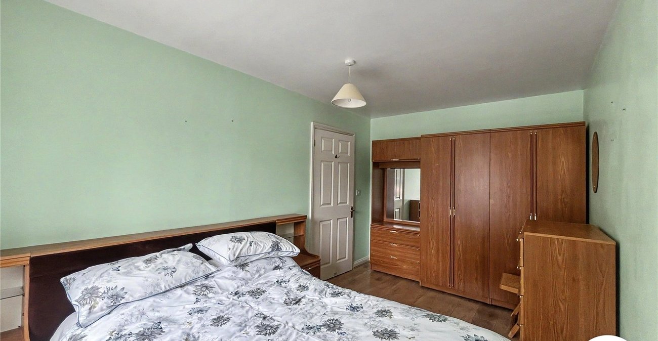 2 bedroom bungalow for sale in Iwade | Robinson Michael & Jackson