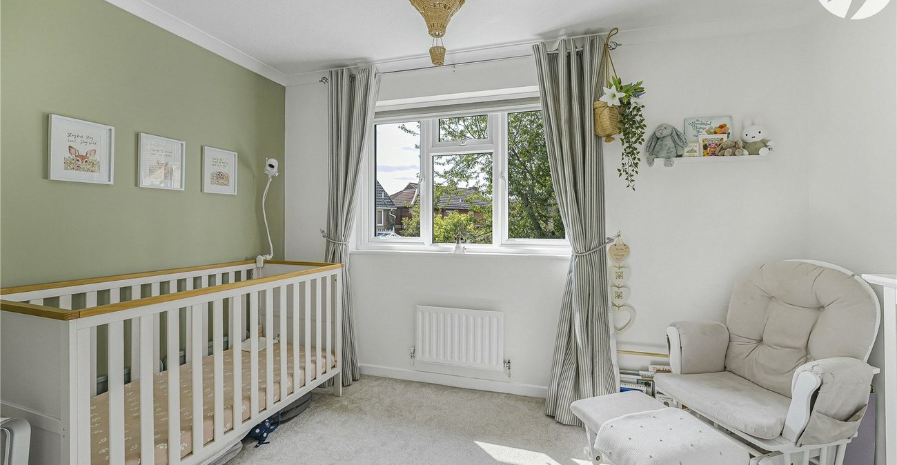 2 bedroom house for sale in Greenhithe | Robinson Jackson