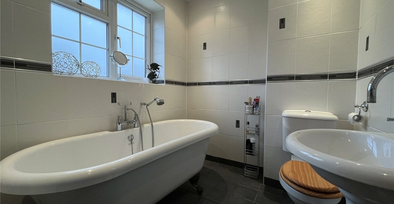 4 bedroom house for sale in Lordswood | Robinson Michael & Jackson