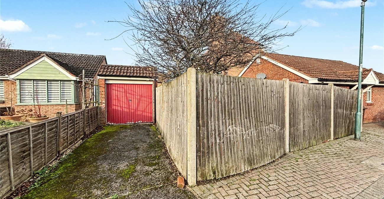 2 bedroom bungalow for sale in Lordswood | Robinson Michael & Jackson