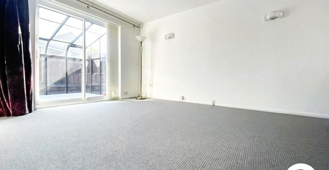 2 bedroom bungalow for sale in Lordswood | Robinson Michael & Jackson