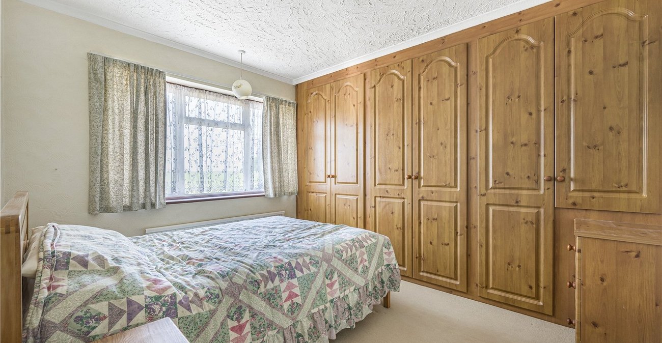 3 bedroom house for sale in Higham | Robinson Michael & Jackson