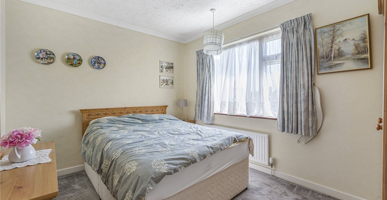 3 bedroom house for sale in Higham | Robinson Michael & Jackson