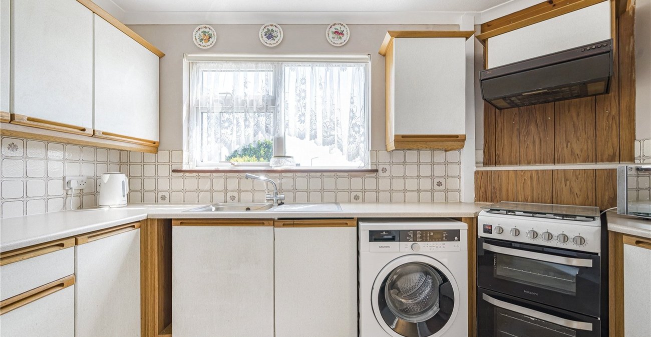 3 bedroom house for sale in Higham | Robinson Michael & Jackson
