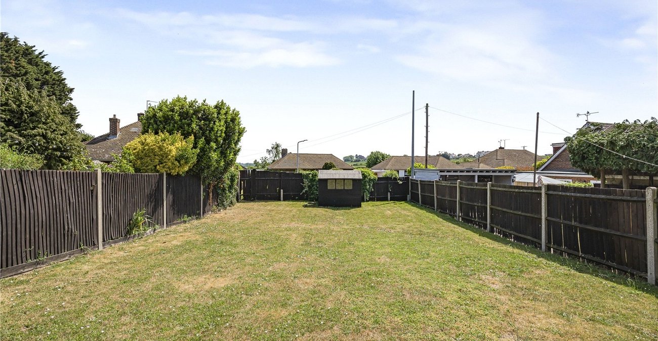 3 bedroom house for sale in Higham | Robinson Michael & Jackson