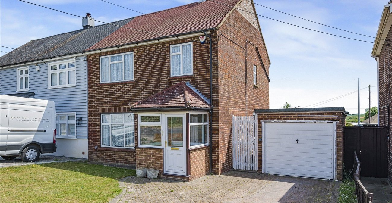 3 bedroom house for sale in Higham | Robinson Michael & Jackson